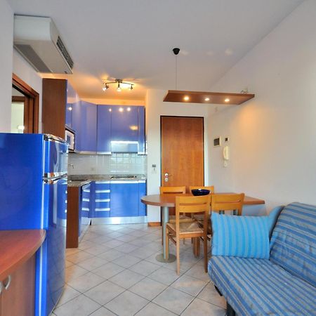 Apartment In Bibione Spiaggia Near The Beach Екстериор снимка