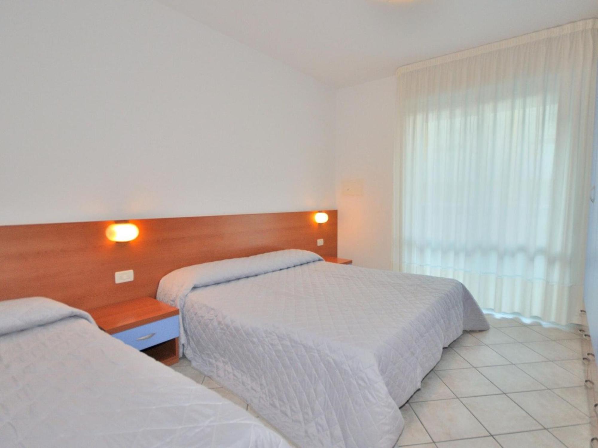 Apartment In Bibione Spiaggia Near The Beach Екстериор снимка