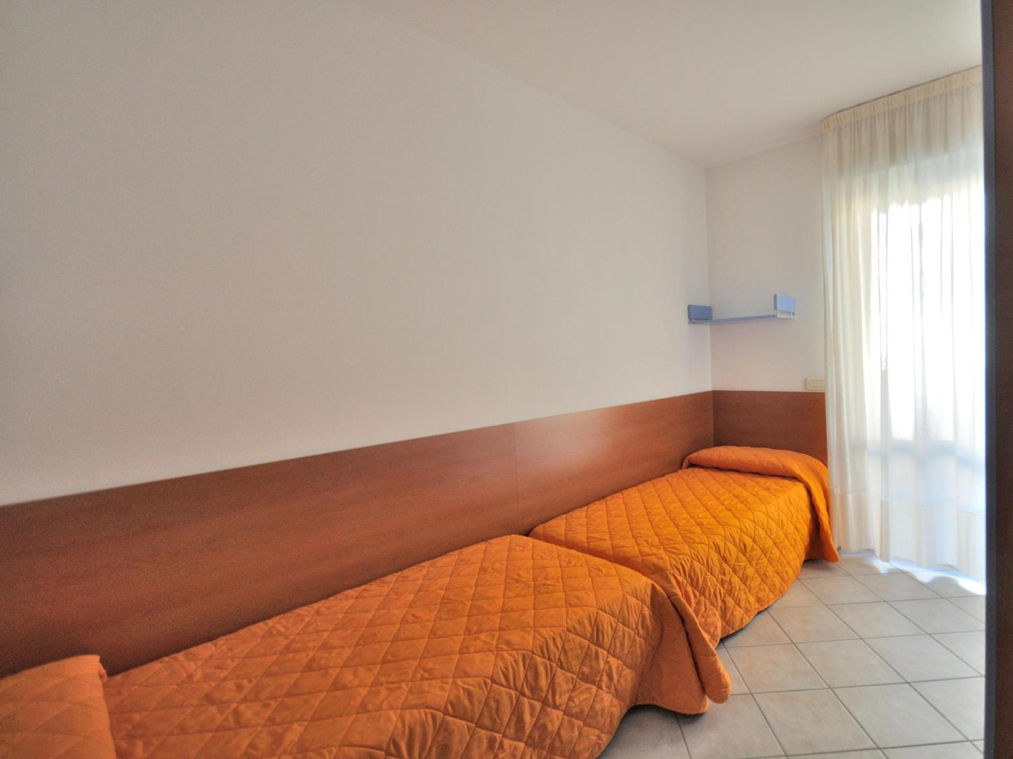 Apartment In Bibione Spiaggia Near The Beach Екстериор снимка
